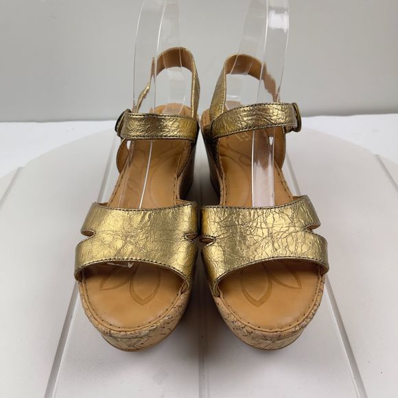 Born Du Jour Metallic Gold Cork Wedge Sandals D58310 9M Retail $100.00 - Picture 2 of 8